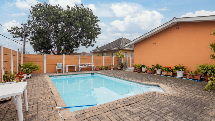 3 Bedroom Property for Sale in Klipkop Western Cape